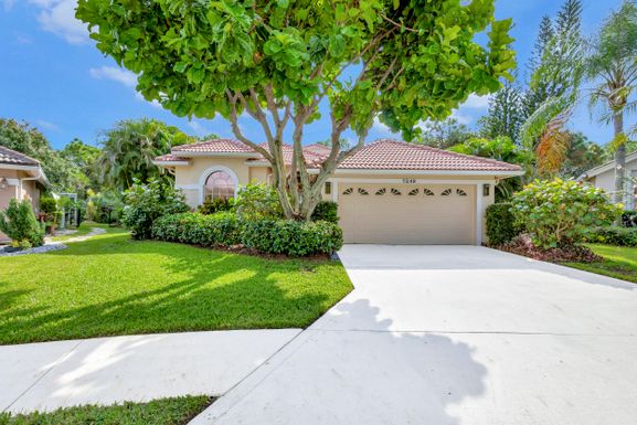 7249 Seagate, Stuart, FL 34997