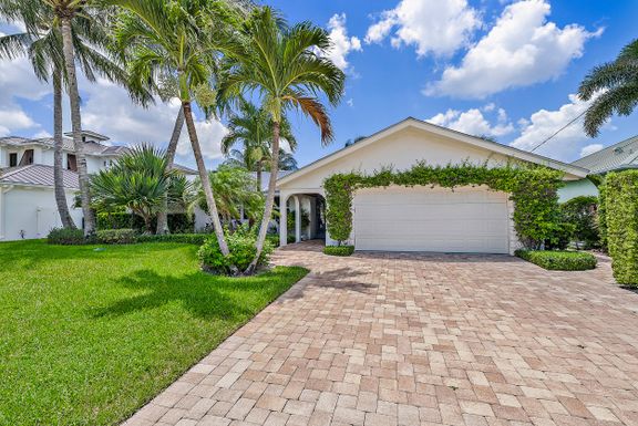 19165 Waterway, Jupiter, FL 33469