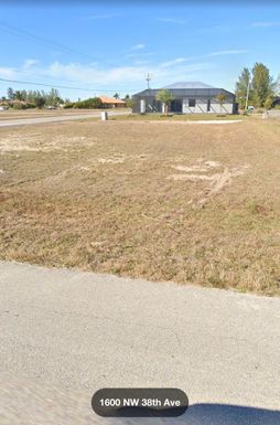 1600 38th, Cape Coral, FL 33993