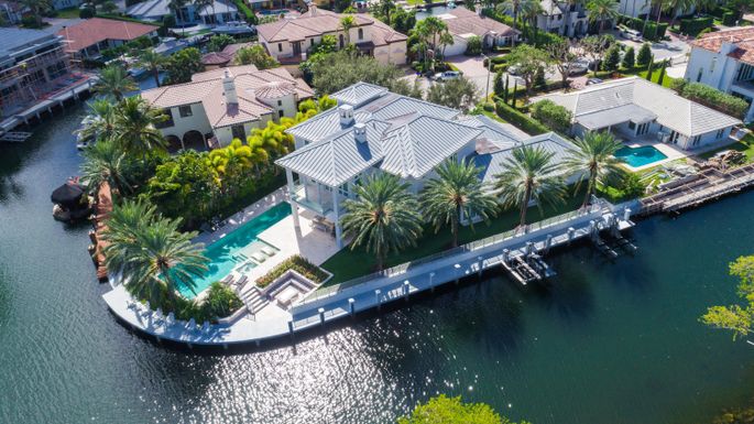 551 Waterway, Boca Raton, FL 33432