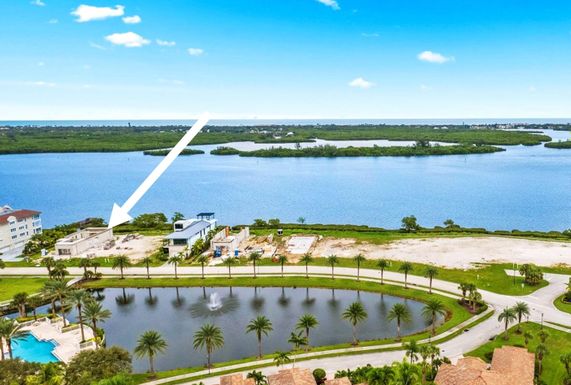 4850 Harbor, Vero Beach, FL 32967