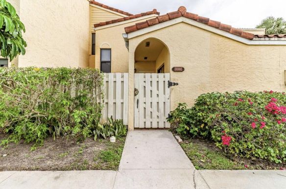 22352 Pineapple Walk, Boca Raton, FL 33433