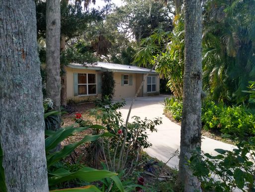 510 Dahlia, Vero Beach, FL 32963