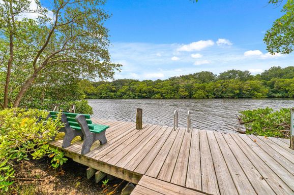 6287 Riverwalk, Jupiter, FL 33458