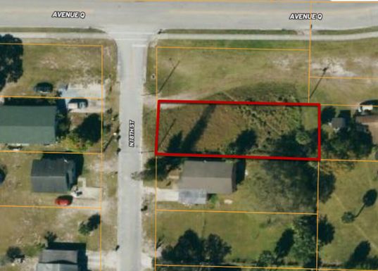 18 St, Fort Pierce, FL 34950
