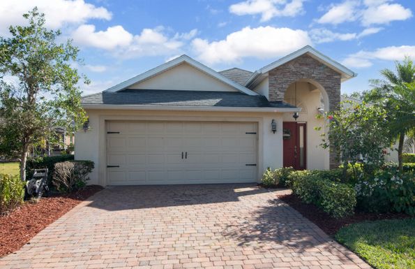 662 Rangewood, Palm Bay, FL 32909