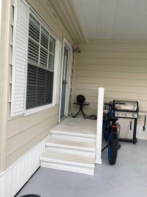 9 Florencia Lane, Port Saint Lucie, FL 34952