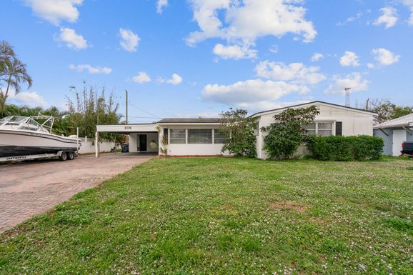 308 Elizabeth, Lake Worth, FL 33461