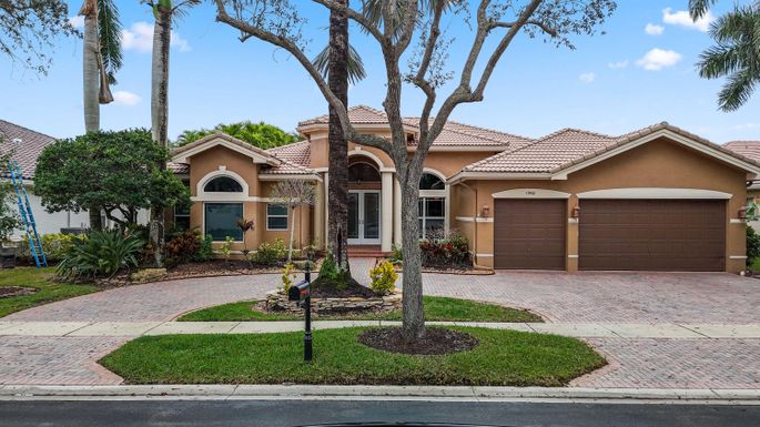 19450 Saturnia Lakes, Boca Raton, FL 33498