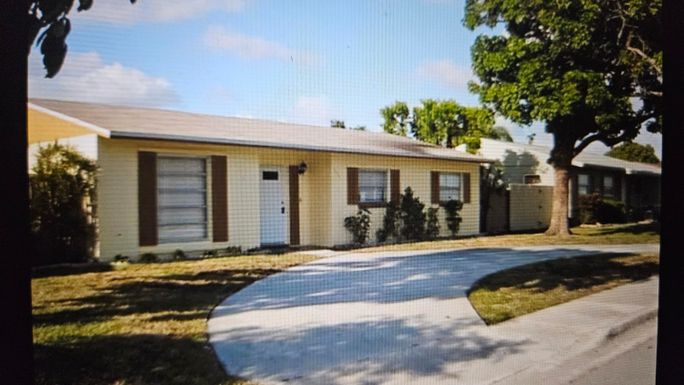 6961 Southgate, Margate, FL 33068