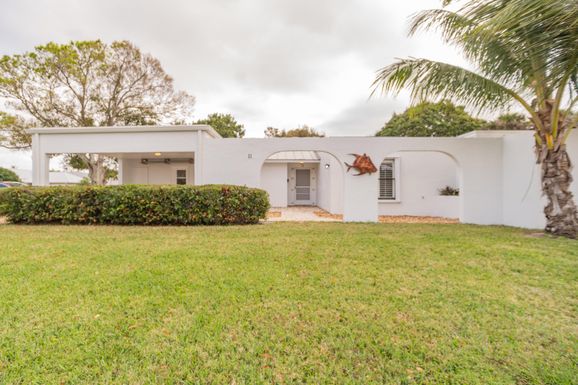 11 Tarpon, Vero Beach, FL 32960