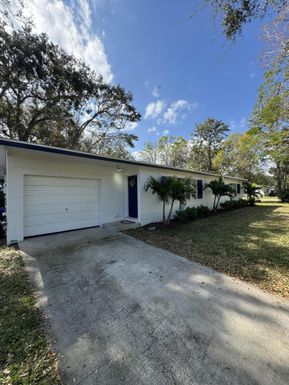 1139 29th, Vero Beach, FL 32960