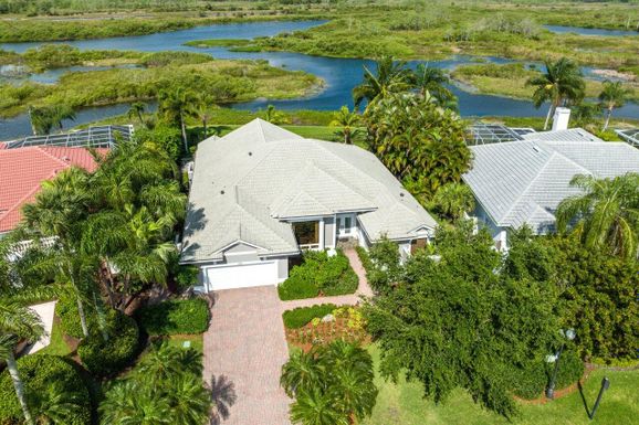 62 Cayman, Palm Beach Gardens, FL 33418