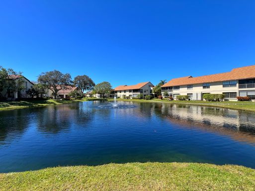 3415 Jog Park, Greenacres, FL 33415