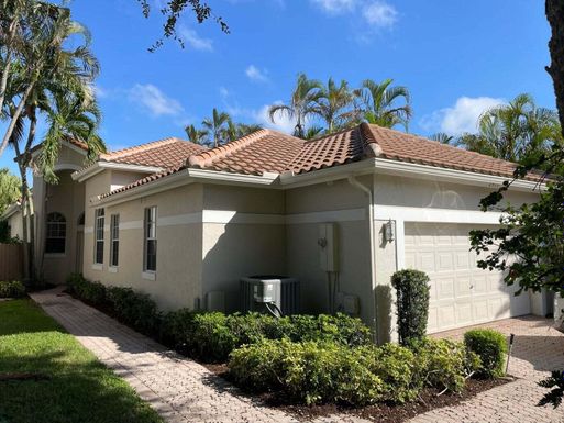 2479 66th, Boca Raton, FL 33496