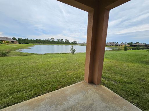 514 Old Country Rd S, Palm Bay, FL 32909