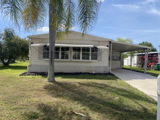 7 Villa Flores, Port Saint Lucie, FL 34952