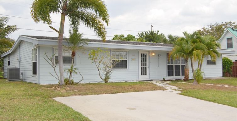 1683 24th, Jensen Beach, FL 34957