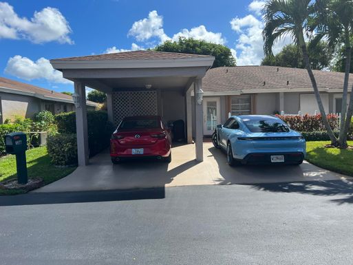 6877 Moonlit, Delray Beach, FL 33446