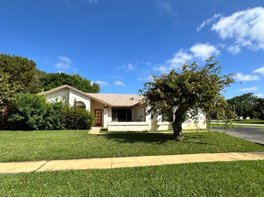 18201 104th, Boca Raton, FL 33498