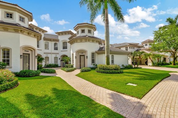11540 Villa Vasari, Palm Beach Gardens, FL 33418