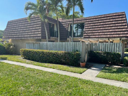 2430 24th Lane, Palm Beach Gardens, FL 33418