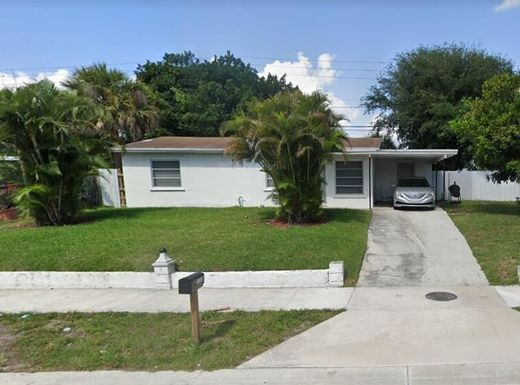 1111 Cleve H Dixon, Riviera Beach, FL 33404