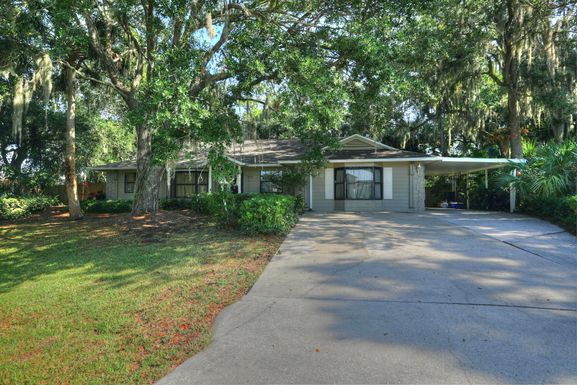 979 Starflower, Sebastian, FL 32958