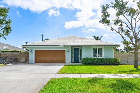 1420 High Ridge, Lake Worth Beach, FL 33461