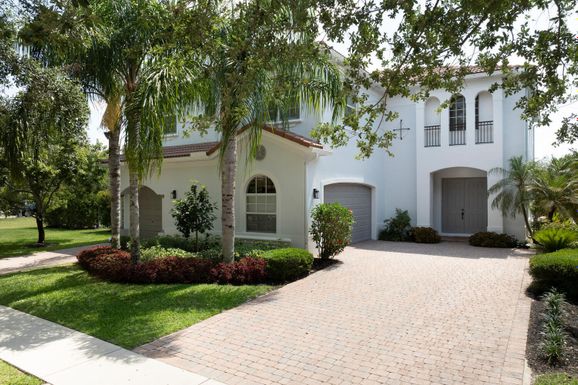 8643 Cobblestone Point, Boynton Beach, FL 33472