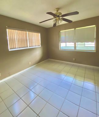 57 Dorchester C, West Palm Beach, FL 33417