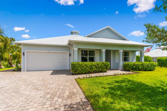 1127 Pine Hill, Jensen Beach, FL 34957