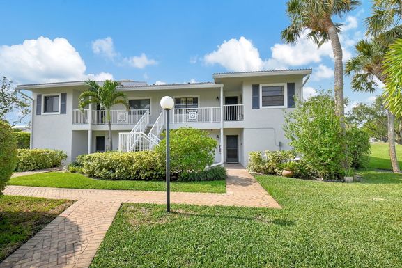 63 Eastgate, Boynton Beach, FL 33436