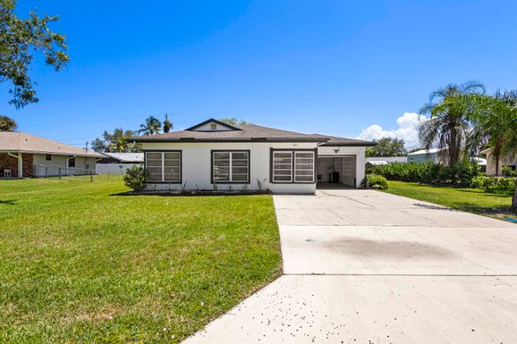 1005 Coral, Fort Pierce, FL 34982