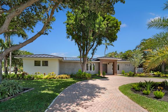 758 15th, Deerfield Beach, FL 33441