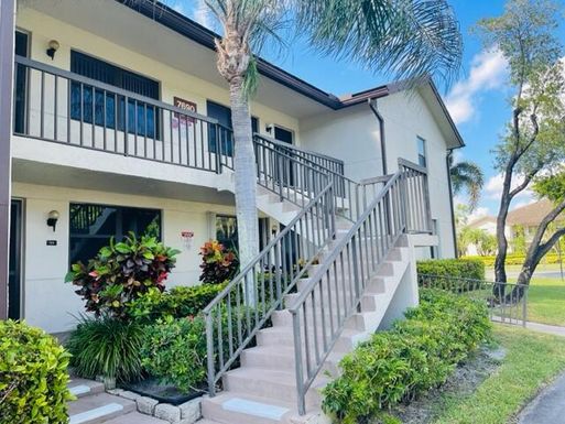 7690 Tahiti, Lake Worth, FL 33467