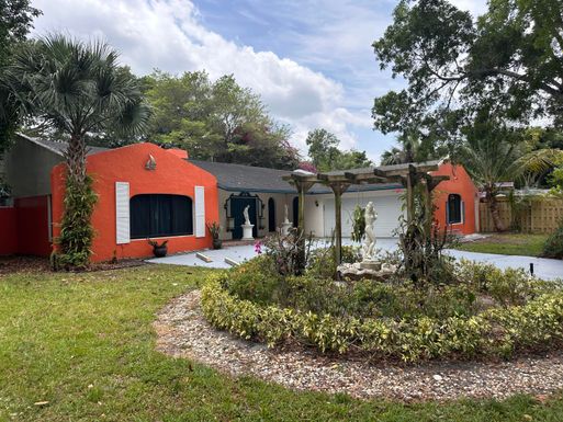 1692 39th, West Palm Beach, FL 33407