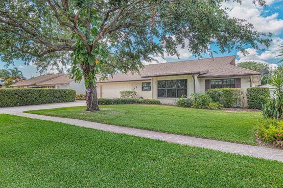 248 Villas, Stuart, FL 34994