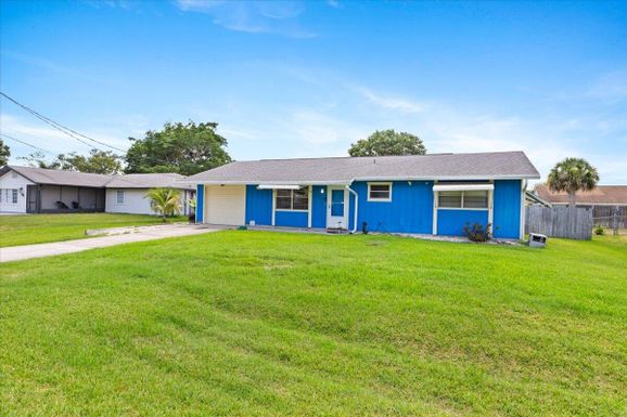 5413 Palm, Fort Pierce, FL 34982