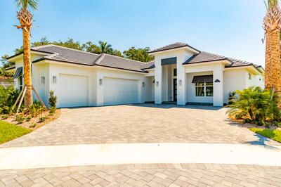 241 Strand, Vero Beach, FL 32963