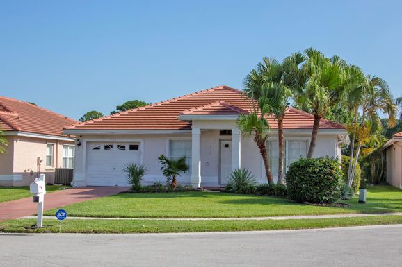 6178 Harbour Greens, Lake Worth, FL 33467