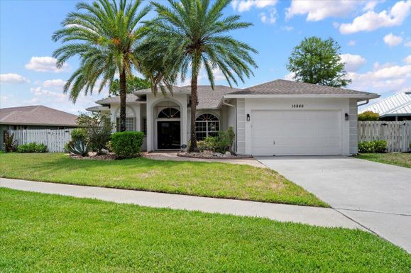 13866 Geranium, Wellington, FL 33414