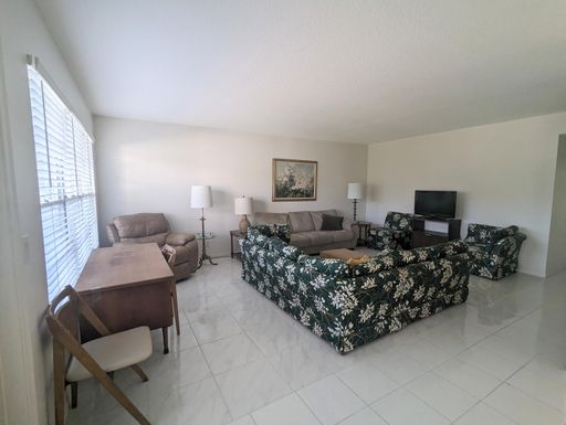 313 Wellington M, West Palm Beach, FL 33417