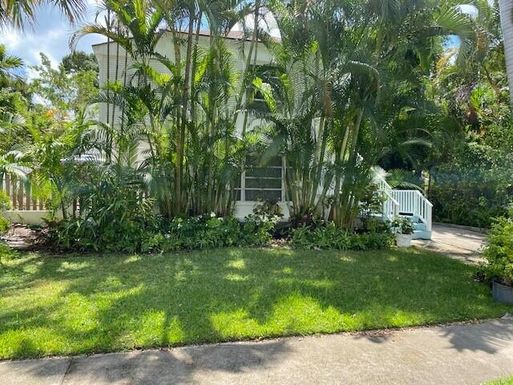 424 Chilean, Palm Beach, FL 33480