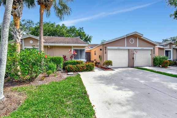 8313 Springtree, Boca Raton, FL 33496