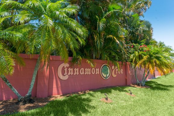 3927 Cinnamon Tree, Jensen Beach, FL 34957