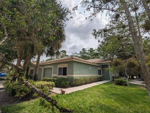 260 Crestwood, Royal Palm Beach, FL 33411