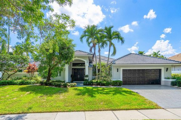 5761 Paddington, Boca Raton, FL 33496