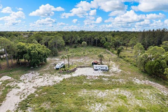 3139 B, Loxahatchee Groves, FL 33470