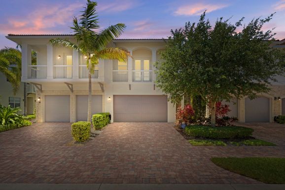 100 69th, Boca Raton, FL 33487